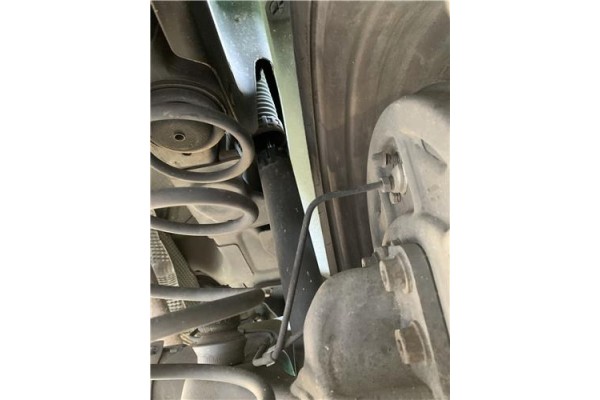 Recambio de amortiguador trasero derecho para peugeot 207 1.4 referencia OEM IAM 5206PZ  