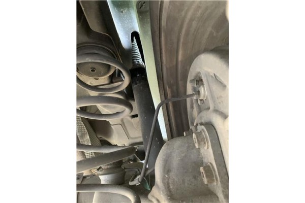 Recambio de amortiguador trasero derecho para peugeot 207 1.4 referencia OEM IAM 5206PZ  