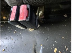 Recambio de anclaje cinturon trasero derecho para peugeot 207 1.4 referencia OEM IAM 9151739 8974TA 