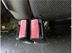 Recambio de anclaje cinturon trasero derecho para peugeot 207 1.4 referencia OEM IAM 9151739 8974TA 