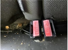 Recambio de anclaje cinturon trasero derecho para peugeot 207 1.4 referencia OEM IAM 9151739 8974TA 