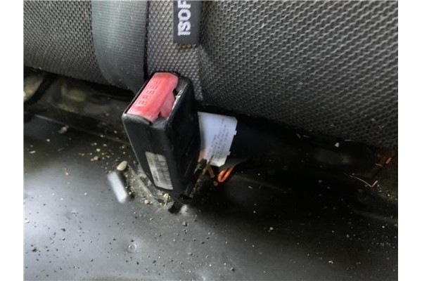 Recambio de anclaje cinturon trasero izquierdo para peugeot 207 1.4 referencia OEM IAM 96498078XX 9151739 