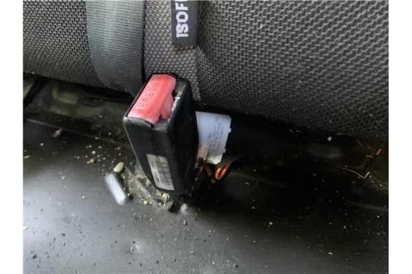 Recambio de anclaje cinturon trasero izquierdo para peugeot 207 1.4 referencia OEM IAM 96498078XX 9151739 