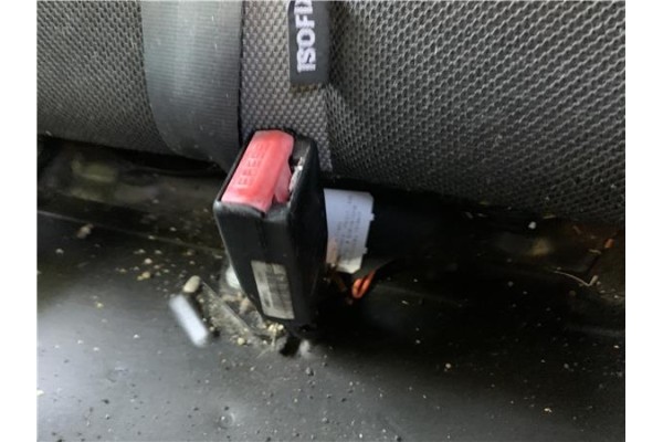 Recambio de anclaje cinturon trasero izquierdo para peugeot 207 1.4 referencia OEM IAM 96498078XX 9151739 