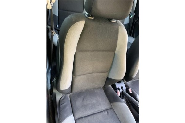 Recambio de asiento delantero derecho para peugeot 207 1.4 referencia OEM IAM 8906GC  