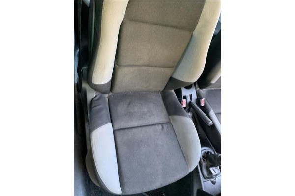 Recambio de asiento delantero derecho para peugeot 207 1.4 referencia OEM IAM 8906GC  