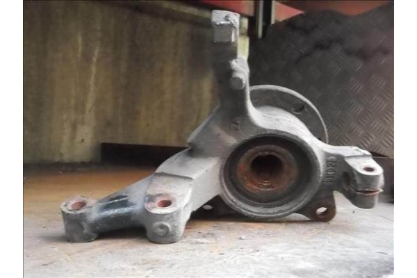 Recambio de mangueta delantero derecha para fiat ii punto (188) berlina 1.9 jtd sporting referencia OEM IAM   