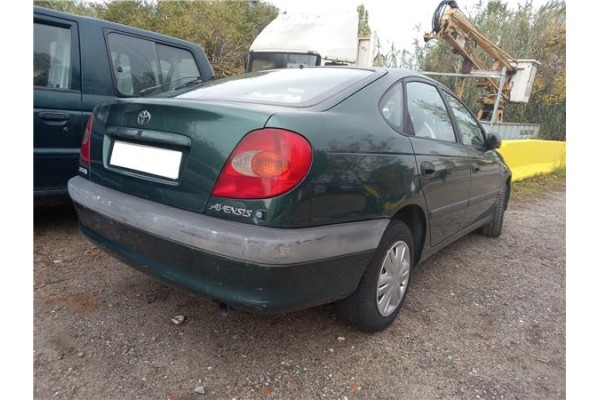 toyota avensis berlina (t22) del año 1998