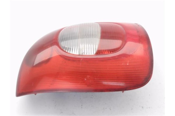 Recambio de piloto trasero izquierdo para citroen xsara picasso 2.0 hdi referencia OEM IAM 6350N0  