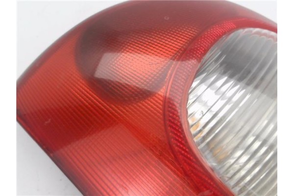 Recambio de piloto trasero izquierdo para citroen xsara picasso 2.0 hdi referencia OEM IAM 6350N0  