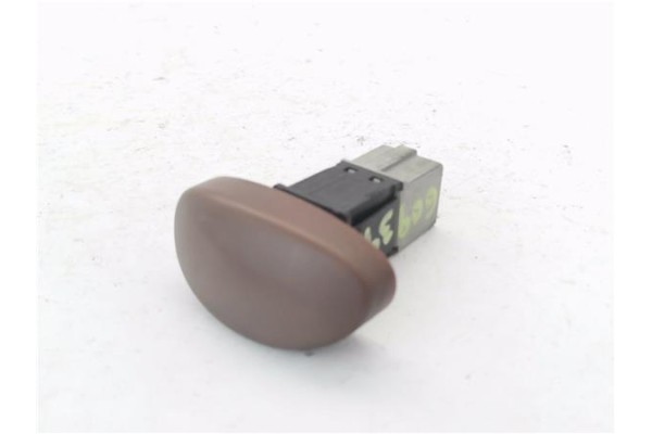Recambio de interruptor luces emergencia para citroen xsara picasso 2.0 hdi referencia OEM IAM 655422  