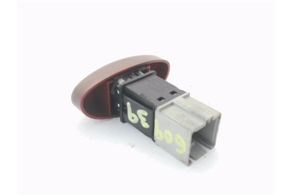 Recambio de interruptor luces emergencia para citroen xsara picasso 2.0 hdi referencia OEM IAM 655422  