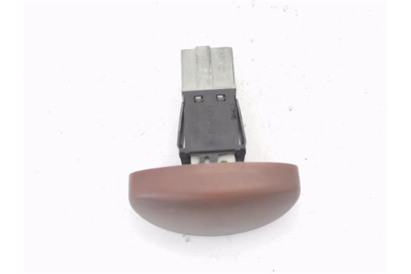 Recambio de interruptor luces emergencia para citroen xsara picasso 2.0 hdi referencia OEM IAM 655422  