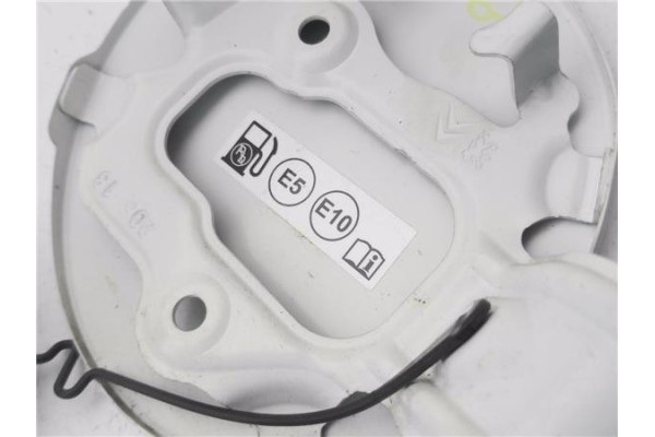Recambio de tapa exterior combustible para citroen c1 1.0 city edition referencia OEM IAM B000890180  