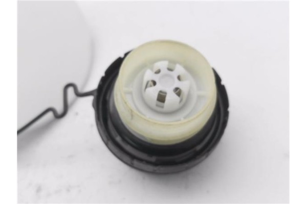 Recambio de tapa exterior combustible para citroen c1 1.0 city edition referencia OEM IAM B000890180  