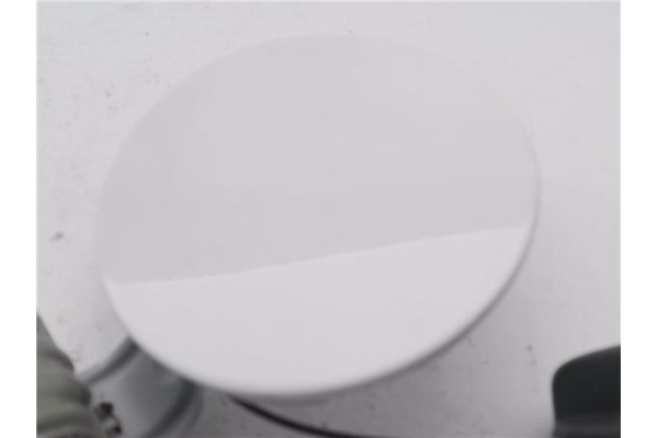 Recambio de tapa exterior combustible para citroen c1 1.0 city edition referencia OEM IAM B000890180  