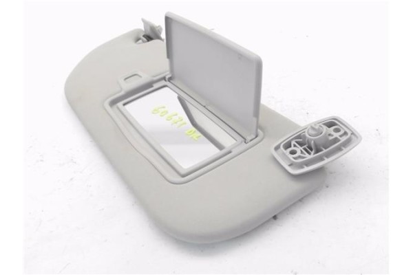 Recambio de parasol derecho para citroen c1 1.0 city edition referencia OEM IAM 16117728BJ  