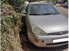 ford focus sedán (dfw) del año 2001