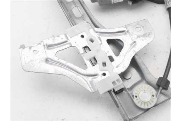 Recambio de mecanismo elevalunas delantero derecho para citroen c1 1.0 city edition referencia OEM IAM 430100F0  