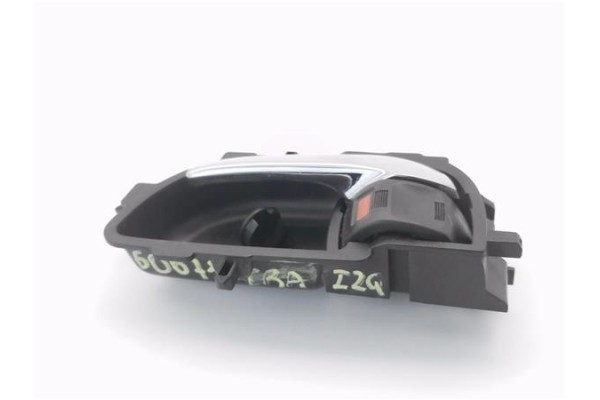 Recambio de manilla int. puerta trasero izquierda para citroen c1 1.0 city edition referencia OEM IAM 692060D271  