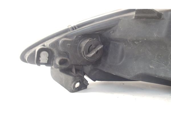 Recambio de faro delantero dcho para peugeot 1007 1.4 dolce referencia OEM IAM 9644998780 89008985 