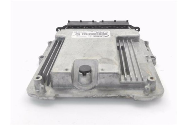 Recambio de centralita para iveco daily chasis 2.3 referencia OEM IAM 5803266230 281039009 