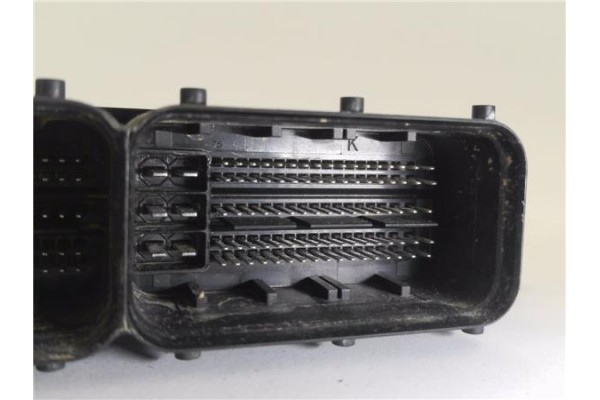 Recambio de centralita para iveco daily chasis 2.3 referencia OEM IAM 5803266230 281039009 