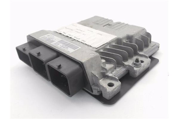 Recambio de centralita para citroen c4 berlina 1.6 attraction referencia OEM IAM 9676760880 S180123001E 