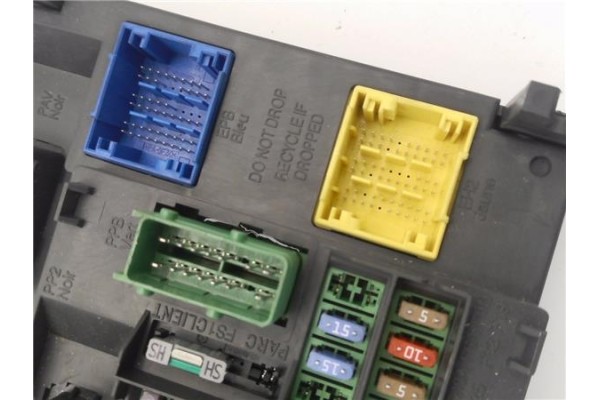 Recambio de bsi para citroen c4 berlina 1.6 attraction referencia OEM IAM 9665547480 S180121003H 