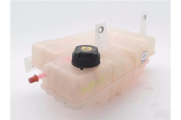 Recambio de botella expansion para iveco daily chasis 2.3 referencia OEM IAM 5801303409 5802097306 