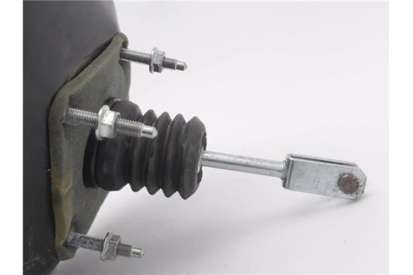 Recambio de servofreno para iveco daily chasis 2.3 referencia OEM IAM 5803181333 0204J015HC 