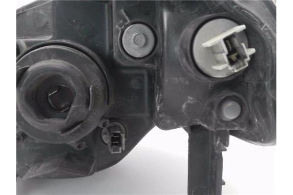 Recambio de faro delantero dcho para honda hr-v (gh) 1.6 16v 4wd referencia OEM IAM R7651R  