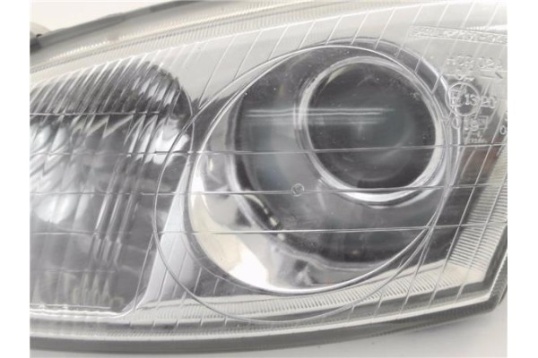 Recambio de faro delantero izquierdo para hyundai coupe (j2) 2.0 referencia OEM IAM HCR02A  
