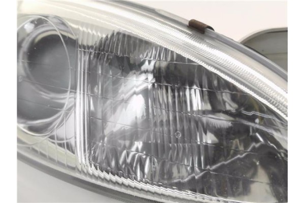 Recambio de faro delantero dcho para hyundai coupe (j2) 2.0 referencia OEM IAM HCR02A  