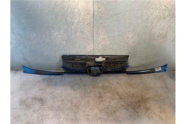 Recambio de rejilla capo para peugeot 206 cc cabrio-coupé 1.6 16v referencia OEM IAM 96495663XT 9651791577 