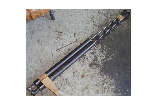 Recambio de amortiguador porton para peugeot 206 berlina (1998) 1.6 i referencia OEM IAM   