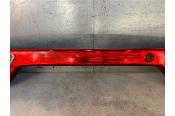 Recambio de piloto trasero central para seat toledo (1m2) 1.9 tdi referencia OEM IAM 1M5945225D  