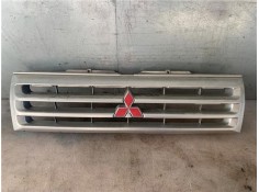 Recambio de rejilla capo para mitsubishi montero pinin (h6_w, h7_w) 1.8 gdi (h66w) referencia OEM IAM MR339275  