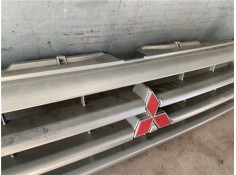 Recambio de rejilla capo para mitsubishi montero pinin (h6_w, h7_w) 1.8 gdi (h66w) referencia OEM IAM MR339275  