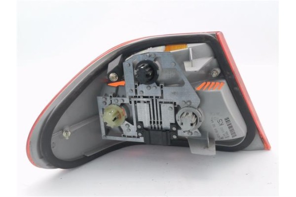 Recambio de piloto trasero derecho para mercedes-benz clase e (bm 210) berlina 2.0 200 (210.035) referencia OEM IAM A2108200264 