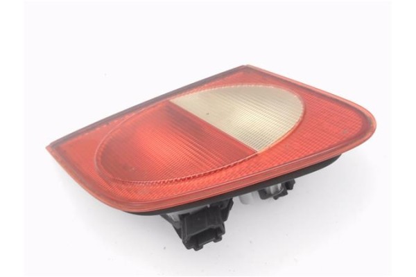 Recambio de piloto porton trasero derecho para mercedes-benz clase e (bm 210) berlina 2.0 200 (210.035) referencia OEM IAM A2108