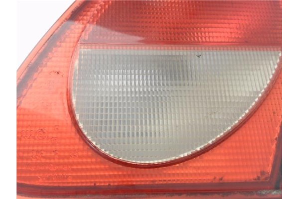 Recambio de piloto porton trasero derecho para mercedes-benz clase e (bm 210) berlina 2.0 200 (210.035) referencia OEM IAM A2108