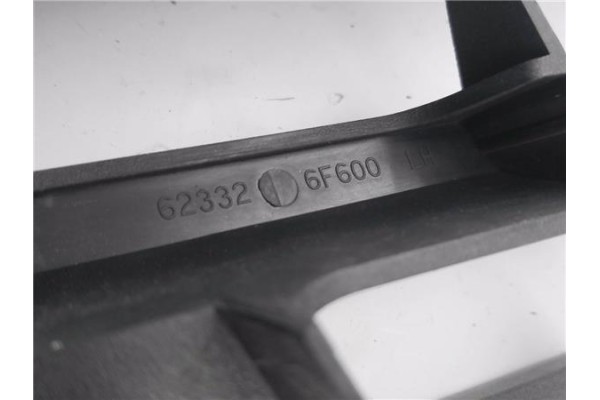 Recambio de rejilla capo para nissan micra (k11) 1.0 referencia OEM IAM 623326F600  