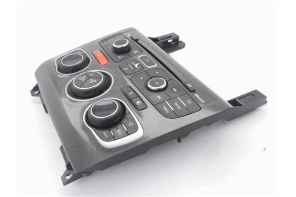 Recambio de mandos climatizador para citroen c4 berlina 1.6 attraction referencia OEM IAM 9666027477  