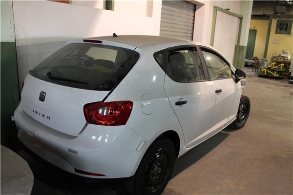 seat ibiza (6j5) (06.2008) del año 