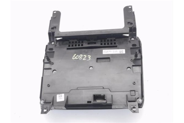 Recambio de mandos climatizador para citroen c4 berlina 1.6 attraction referencia OEM IAM 9666027477  