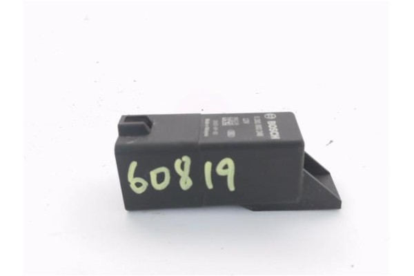 Recambio de rele calentadores para iveco daily chasis 2.3 referencia OEM IAM 5802823927 281003248 