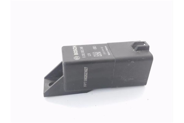 Recambio de rele calentadores para iveco daily chasis 2.3 referencia OEM IAM 5802823927 281003248 