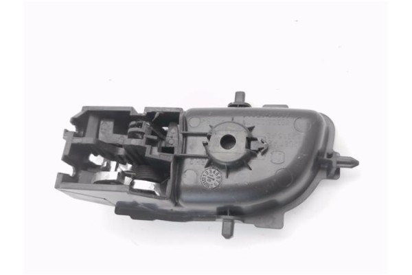 Recambio de manilla int. puerta delantero derecha para citroen c1 1.0 city edition referencia OEM IAM 692050D271 92057A2 