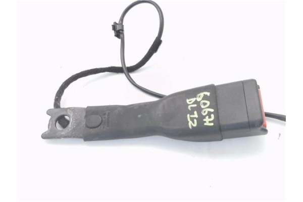 Recambio de anclaje cinturon delantero izquierdo para citroen c1 1.0 city edition referencia OEM IAM 308605910  